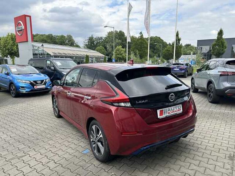 Nissan Leaf 40 kWh N-Connecta WINTER P. /PRO PILOT/NAVI