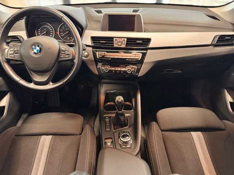 BMW X1 sDrive18i Advantage